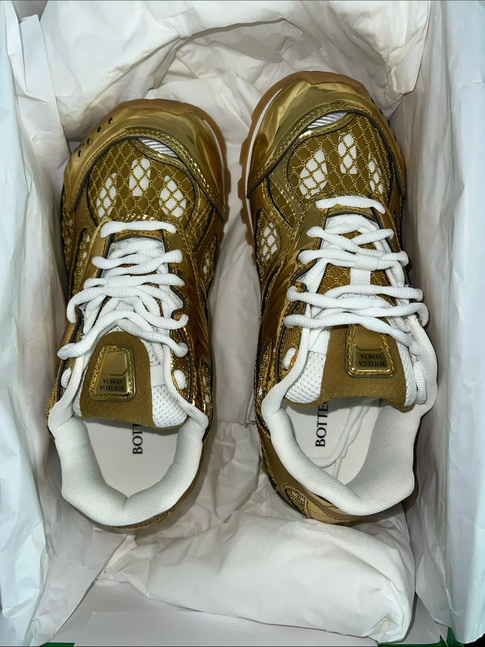 24 hr sale - Bottega Veneta Orbit Sneakers Gold-White - 37